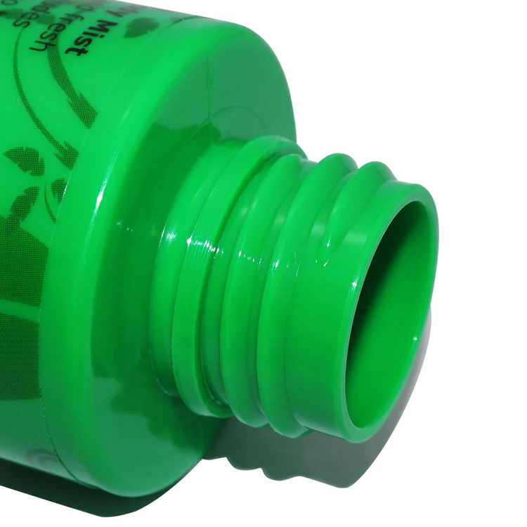 Factory wholesale price empty 150ml green cylinder shape PET plastic spray bottle with mist spryaer